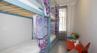 Гостиница Штиль Санкт-Петербург Кровать в общем четырехместном номере для женщин-1